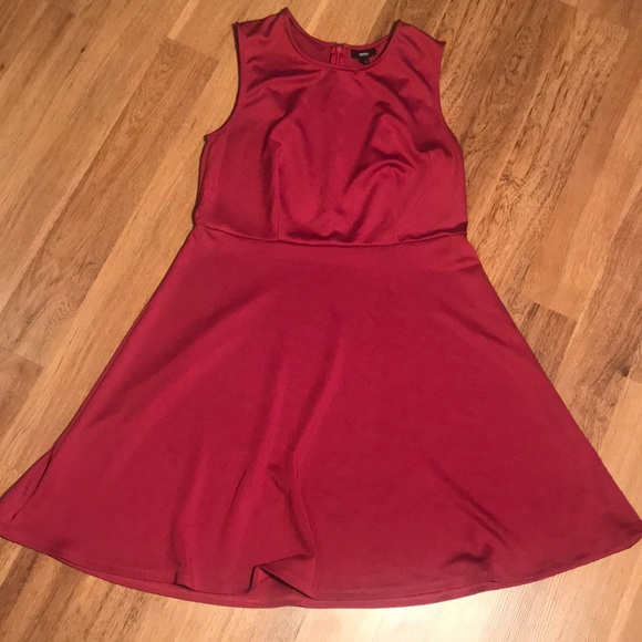 Mossimo Supply Co. Dresses & Skirts - Mossimo Sleeveless Dress
